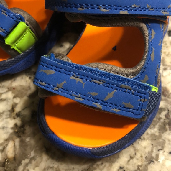 NWT- Baby Size 4 Velcro Sandals - Blue with small grey sharks. - Picture 2 of 3